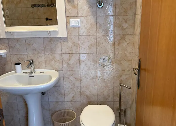 E07 - Trilocale Panaro شقة