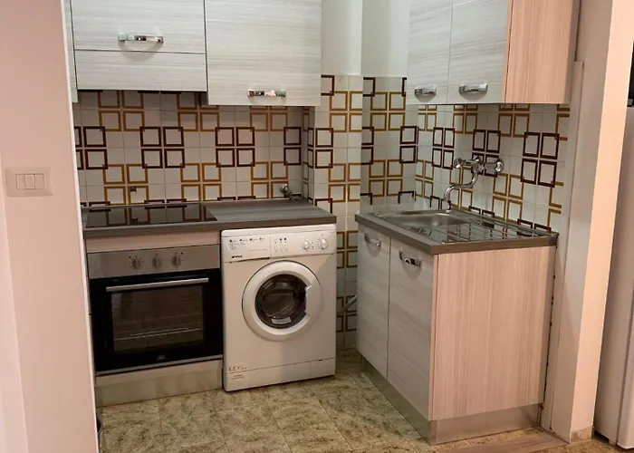 E07 - Trilocale Panaro شقة *