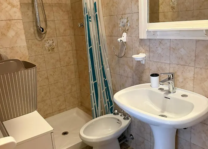 E07 - Trilocale Panaro شقة ألبا أدرياتيكا